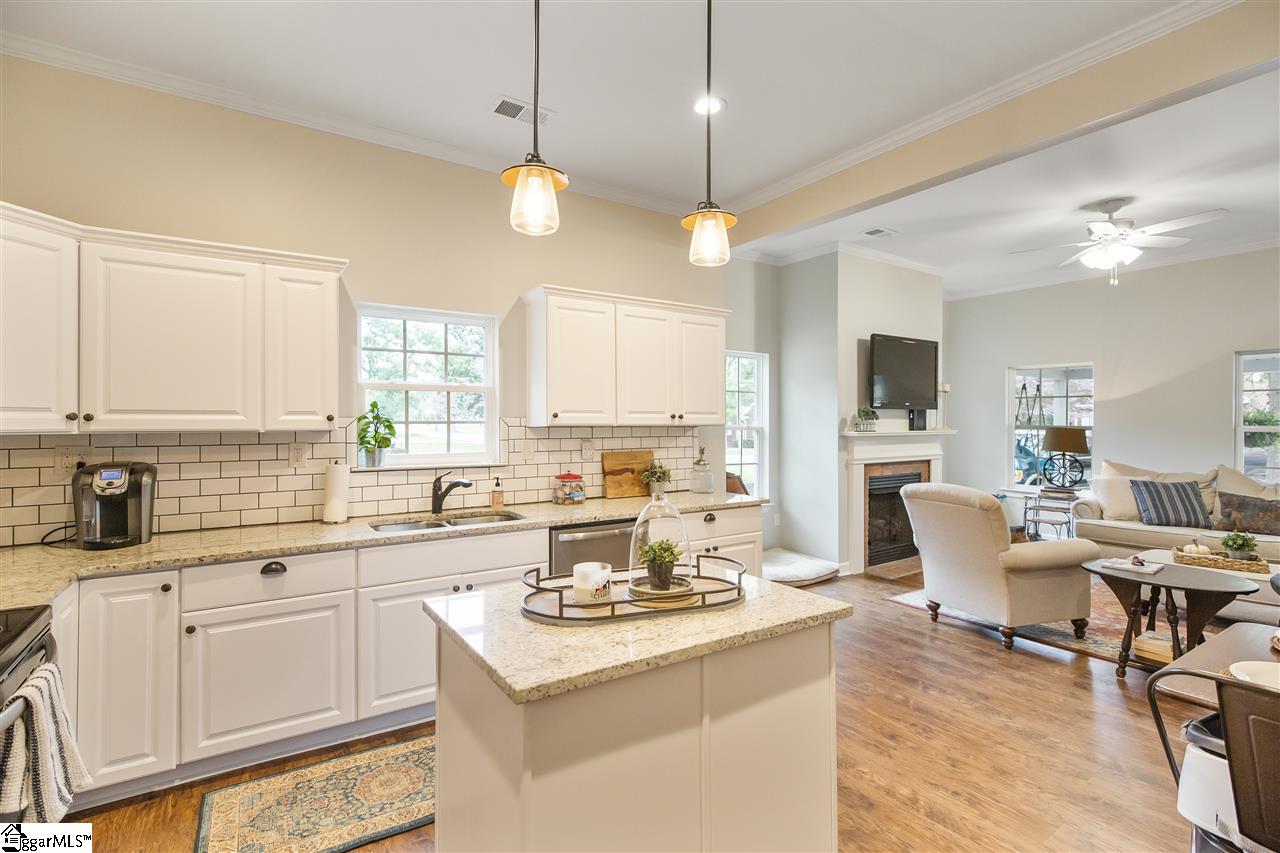 110 West Hampton Avenue Honea Path, SC 29654 - Photo 6 of 13 Gallery Image 6