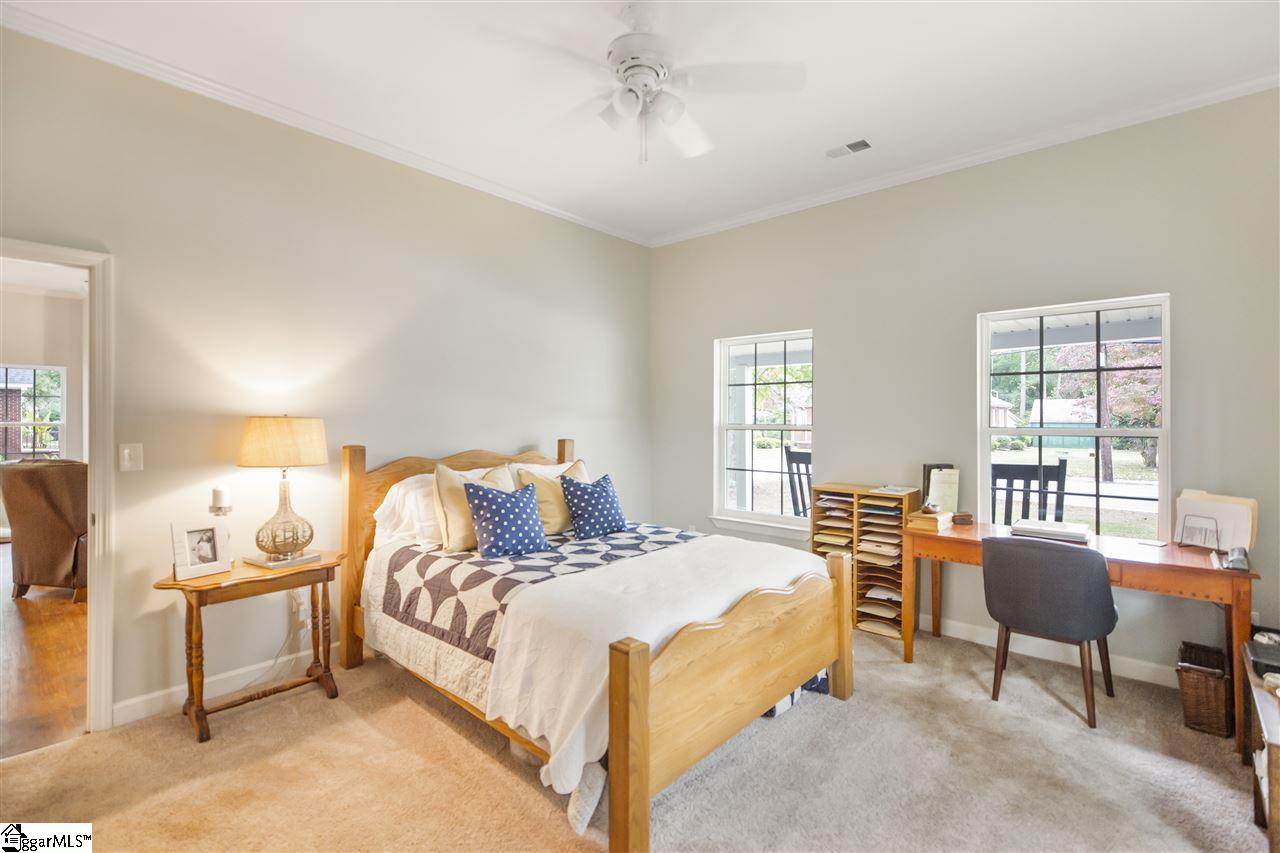 110 West Hampton Avenue Honea Path, SC 29654 - Photo 7 of 13 Gallery Image 7