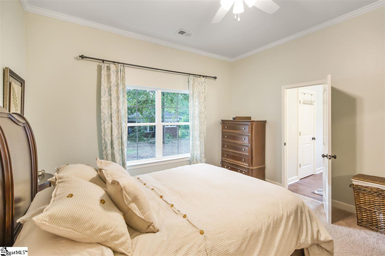 110 West Hampton Avenue Honea Path, SC 29654 - Photo 9 of 13 Gallery Image 9