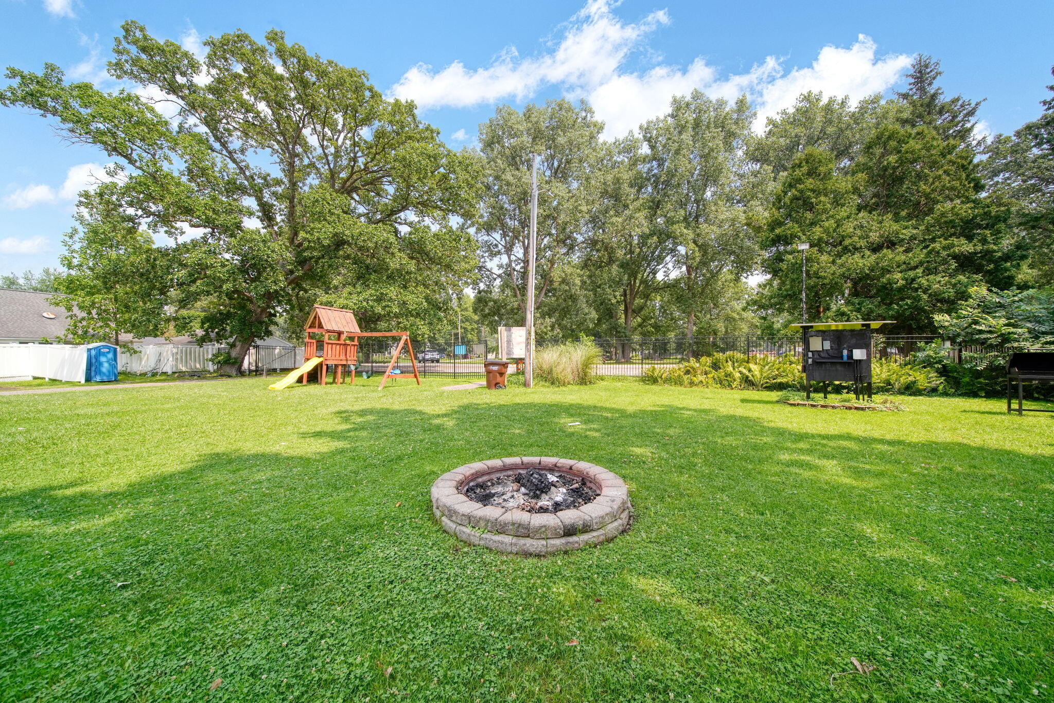 6126 Crest Road Jackson, MI 49203 - Photo 56 of 67 55-web-or-mls-DSC07025_HDR