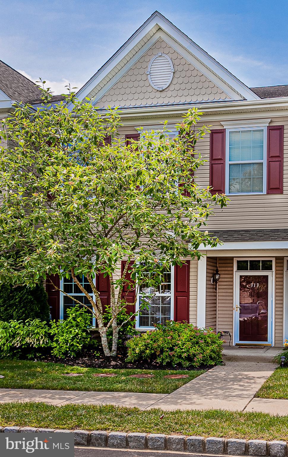 313 Raphael Court Williamstown, NJ 08094 - Photo 3 of 21 Front from parking lot