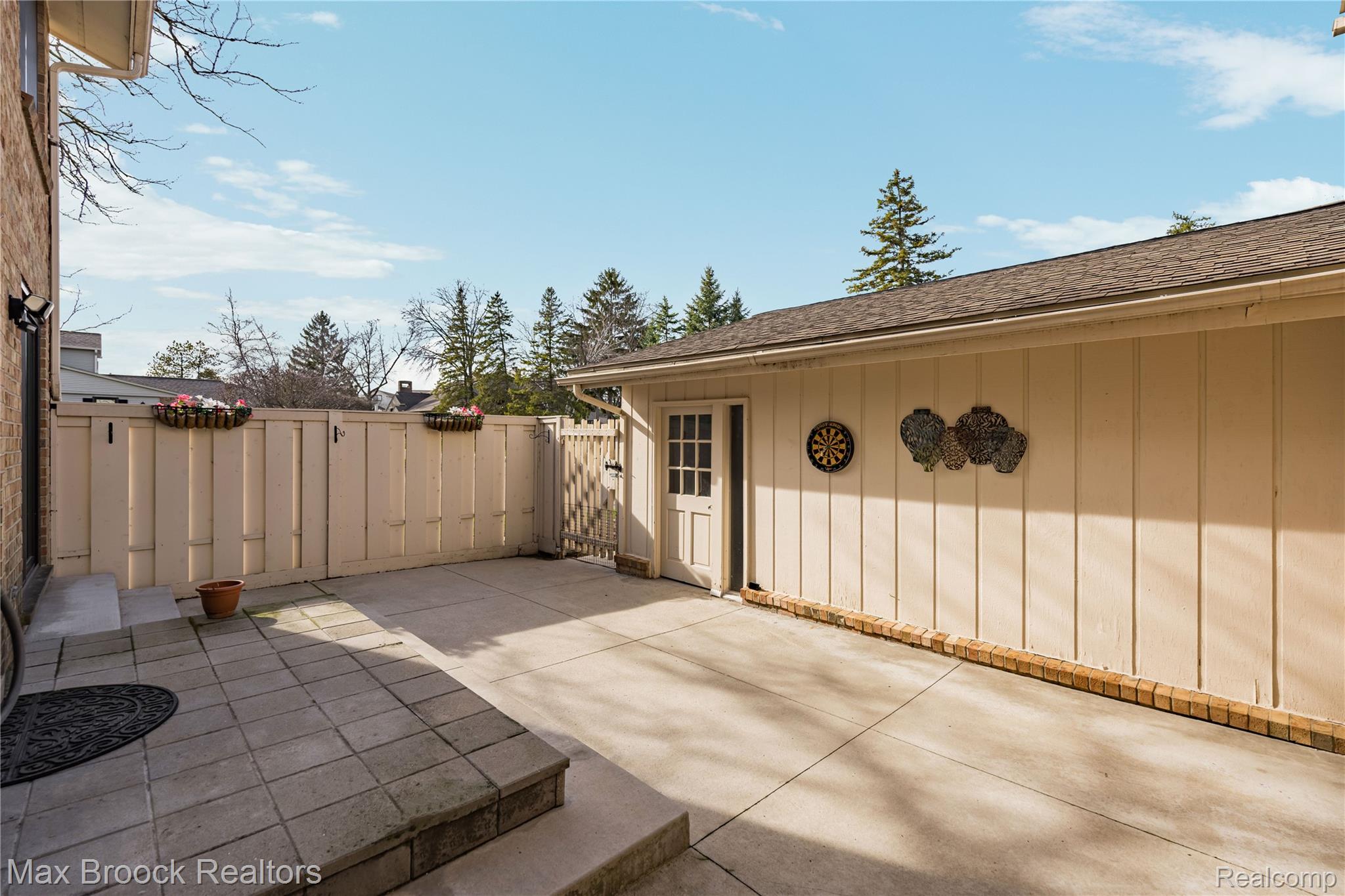 7451 Pebble Point West Bloomfield, MI 48322 - Photo 41 of 50