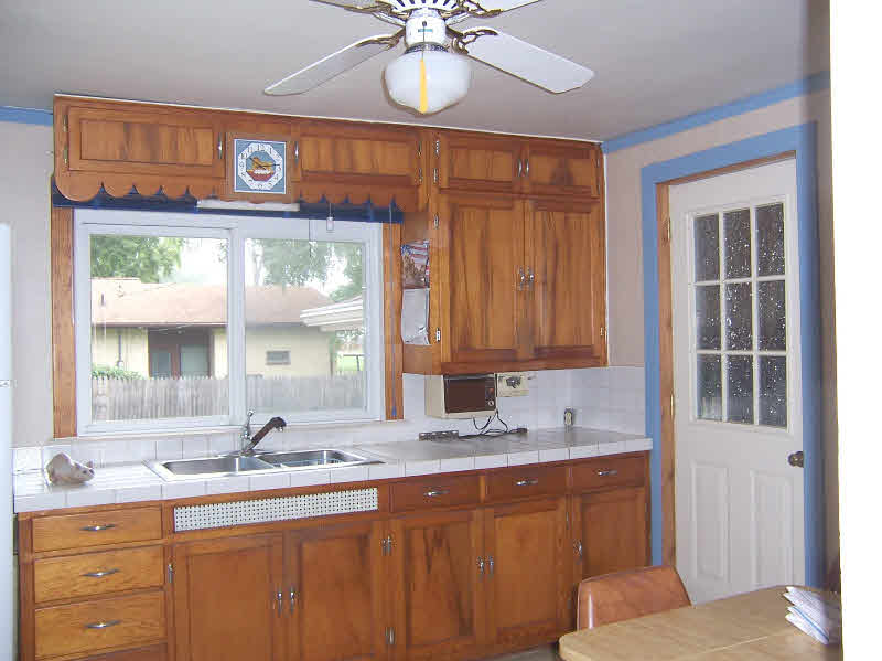 1817 Stanton Street Bay City, MI 48708 - Photo 5 of 18 Gallery Image 5