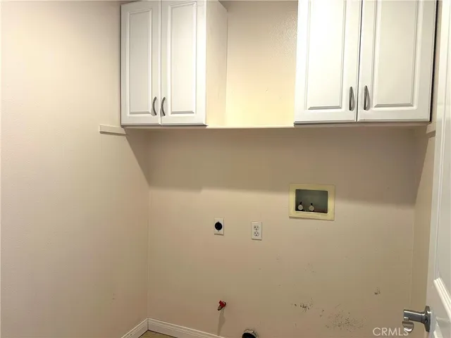 a view of a backyard of the house