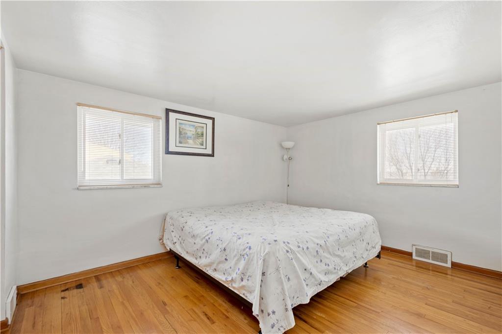 556 Hillcrest Avenue McKees Rocks, PA 15136 - Photo 13 of 25