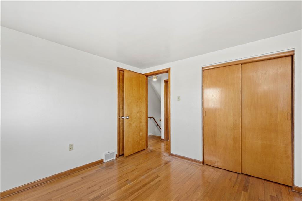 556 Hillcrest Avenue McKees Rocks, PA 15136 - Photo 17 of 25