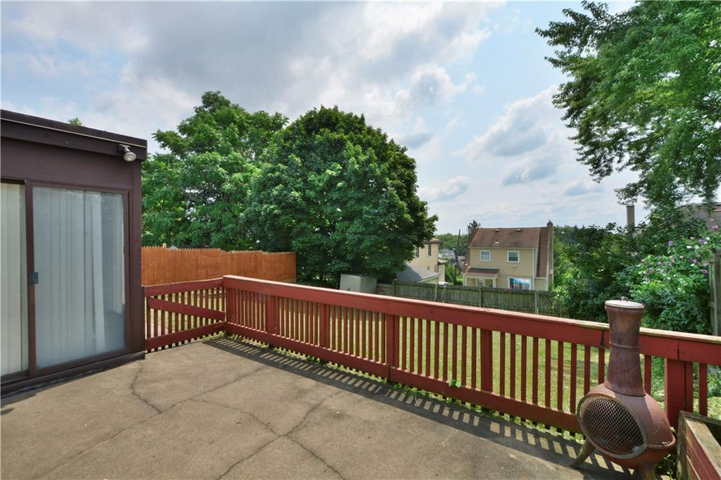 556 Hillcrest Avenue McKees Rocks, PA 15136 - Photo 23 of 25