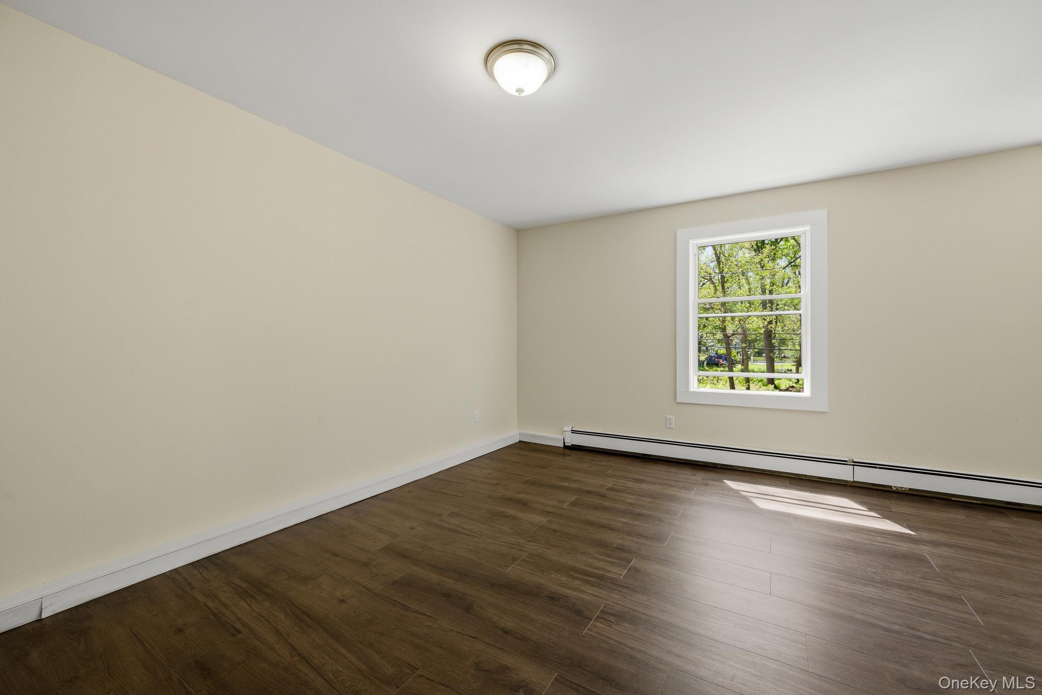 7 Rutland Road Mastic, NY 11950 - Photo 27 of 37 2nd Floor#4