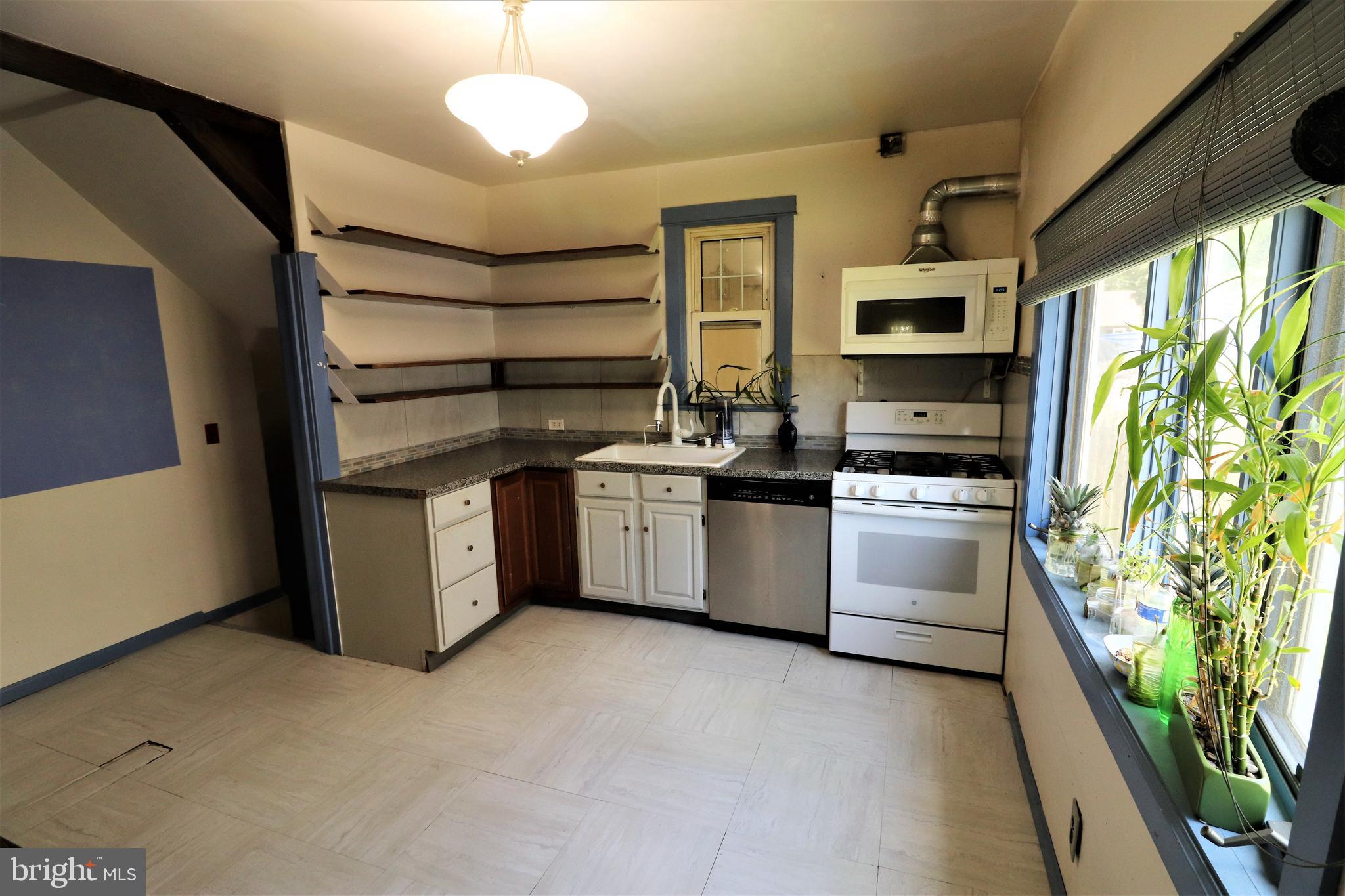 111 Hemlock Avenue Laurel Springs, NJ 08021 - Photo 8 of 26 Gallery Image 8