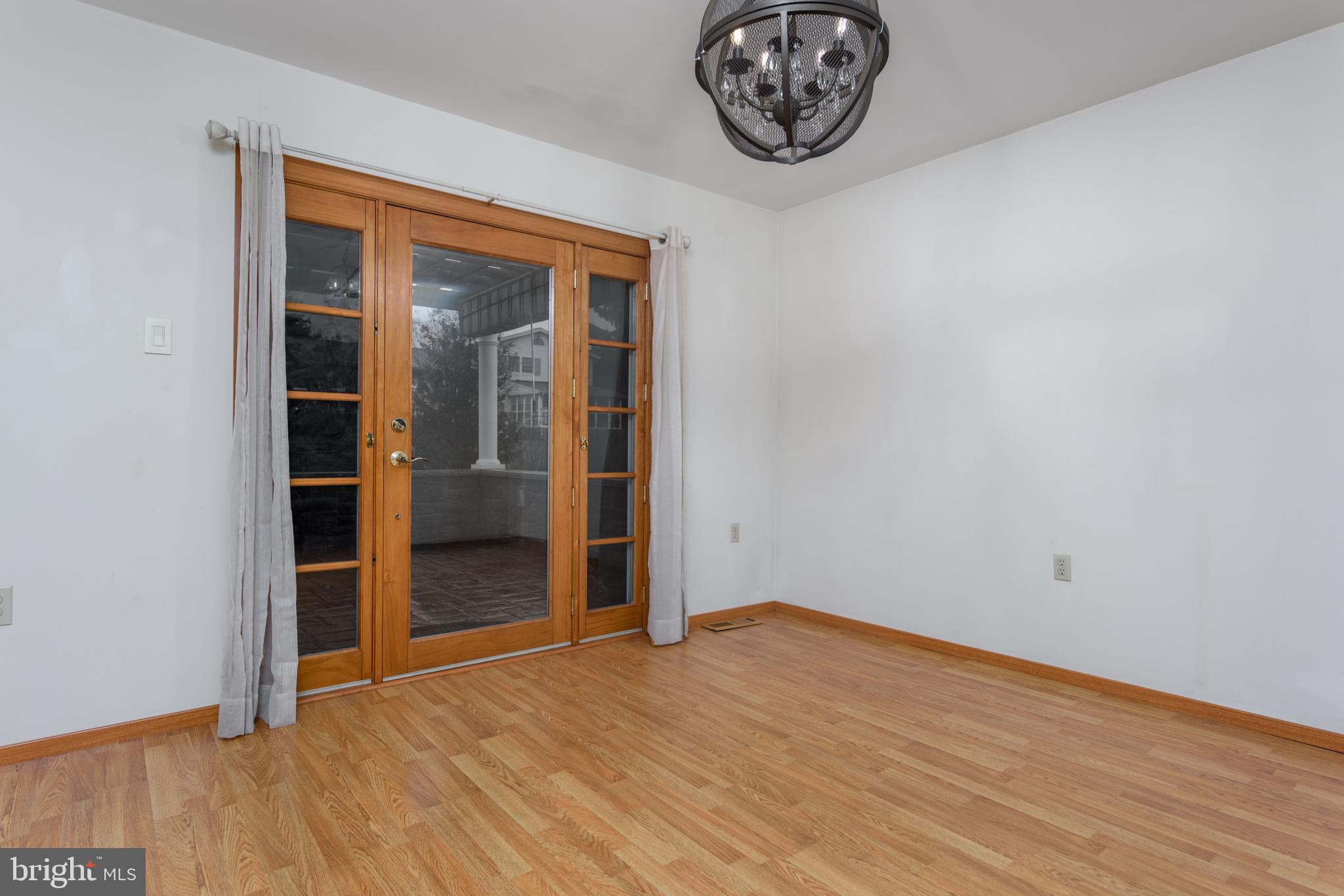 4483 Nantucket Road Harrisburg, PA 17112 - Photo 5 of 31 Gallery Image 5