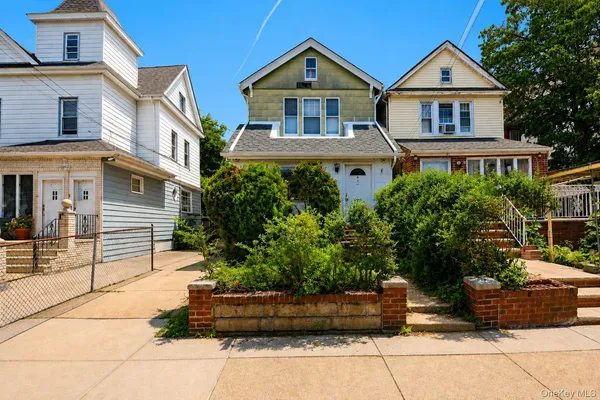 $775,000 | 91-20 87th Street | Woodhaven
