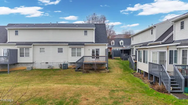 $259,900 | 1725 West Lakeview Drive, Unit 70, Johnson City, TN 37601