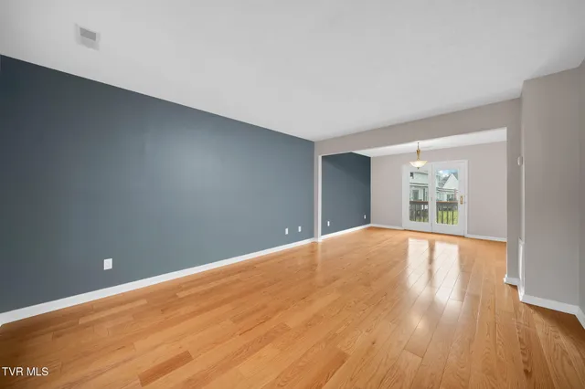 $259,900 | 1725 West Lakeview Drive, Unit 70, Johnson City, TN 37601