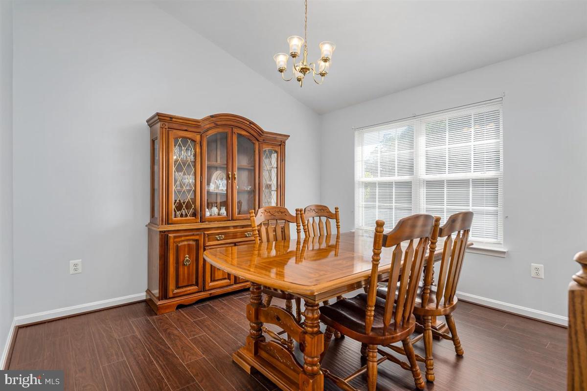 20 Myrtle Road Fredericksburg, VA 22405 - Photo 9 of 34 Spacious Dining Room
