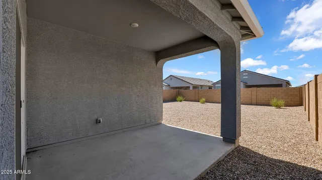 $1,750 | 40035 West Shaver Drive, Maricopa, AZ 85138