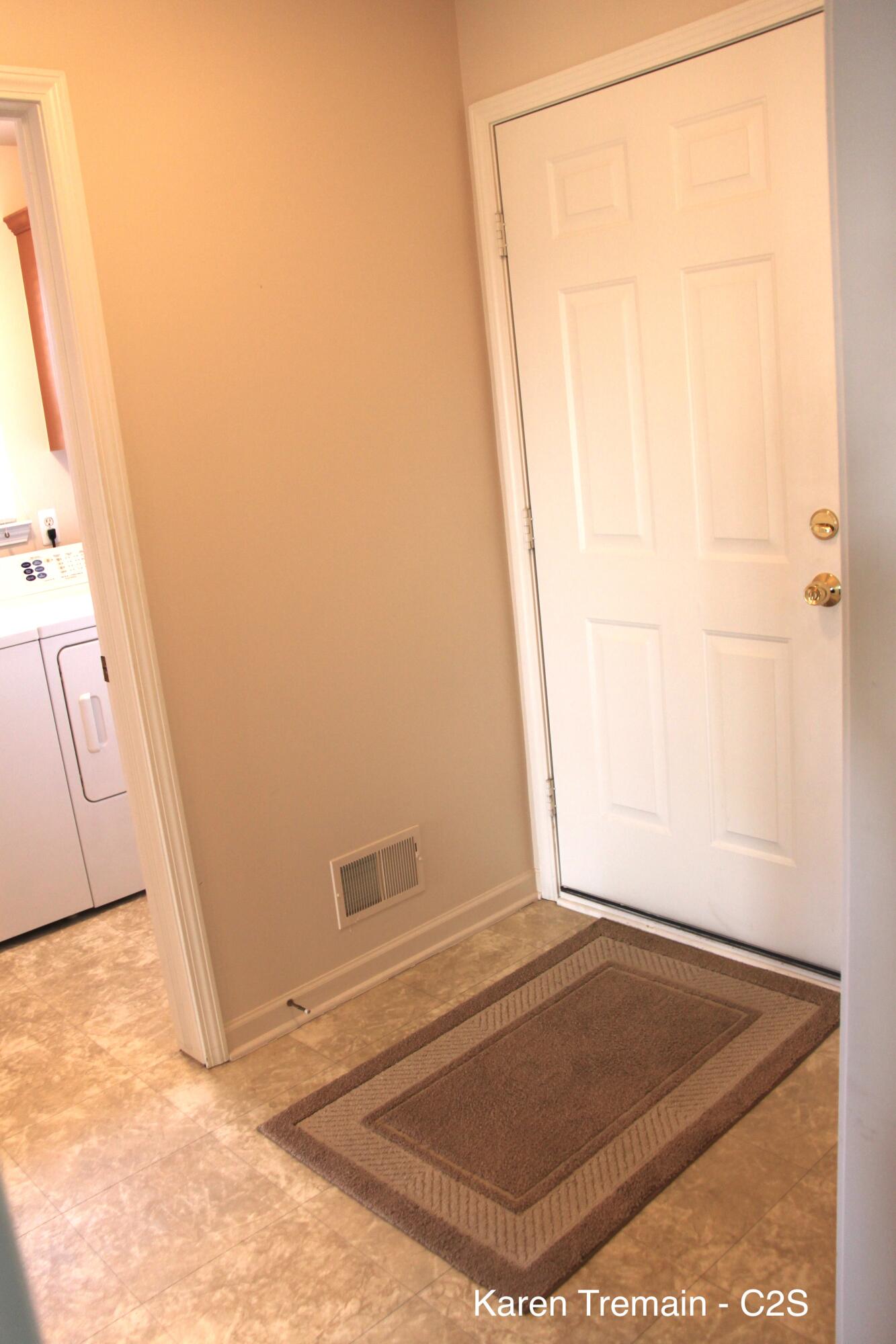 44361 Mathison Drive Sterling Heights, MI 48314 - Photo 20 of 39 IMG_4956