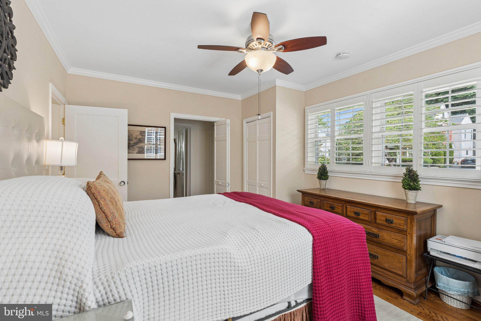 627 Yarmouth Road Baltimore, MD 21286 - Photo 23 of 59 2 closets and plantation shutters