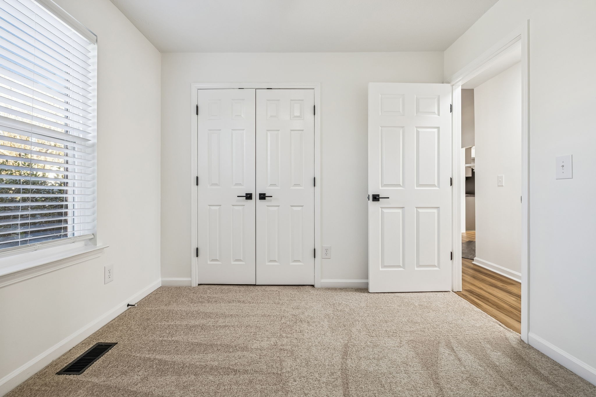 803 Pebble Point Mount Juliet, TN 37122 - Photo 26 of 39 a view of room with window