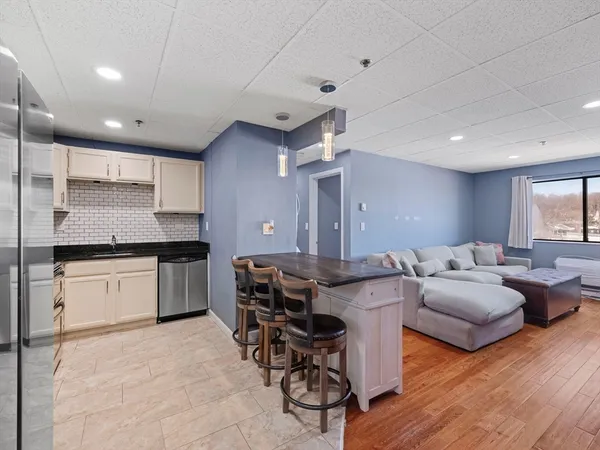 $349,000 | 64 Foster Street, Unit 403, Peabody, MA 01960