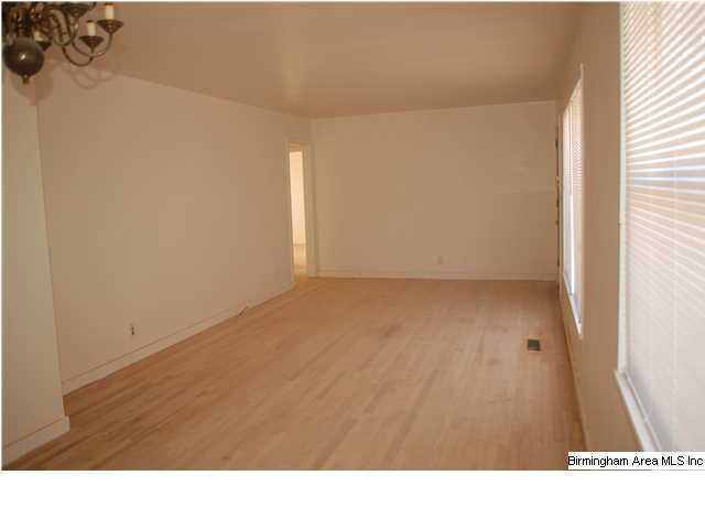 241 22nd Avenue Northwest Birmingham, AL 35215 - Photo 13 of 21