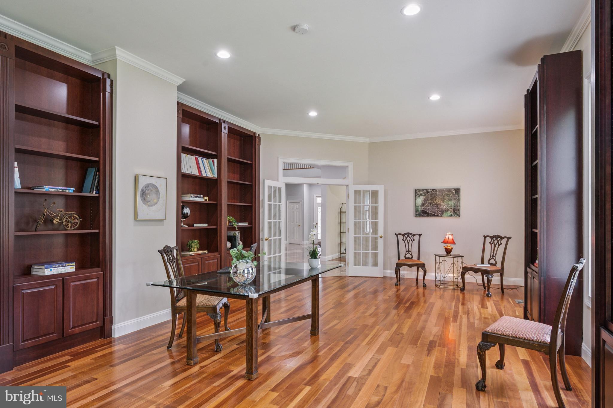 3905 Hummer Road Annandale, VA 22003 - Photo 16 of 86 Perfect for those who work from home