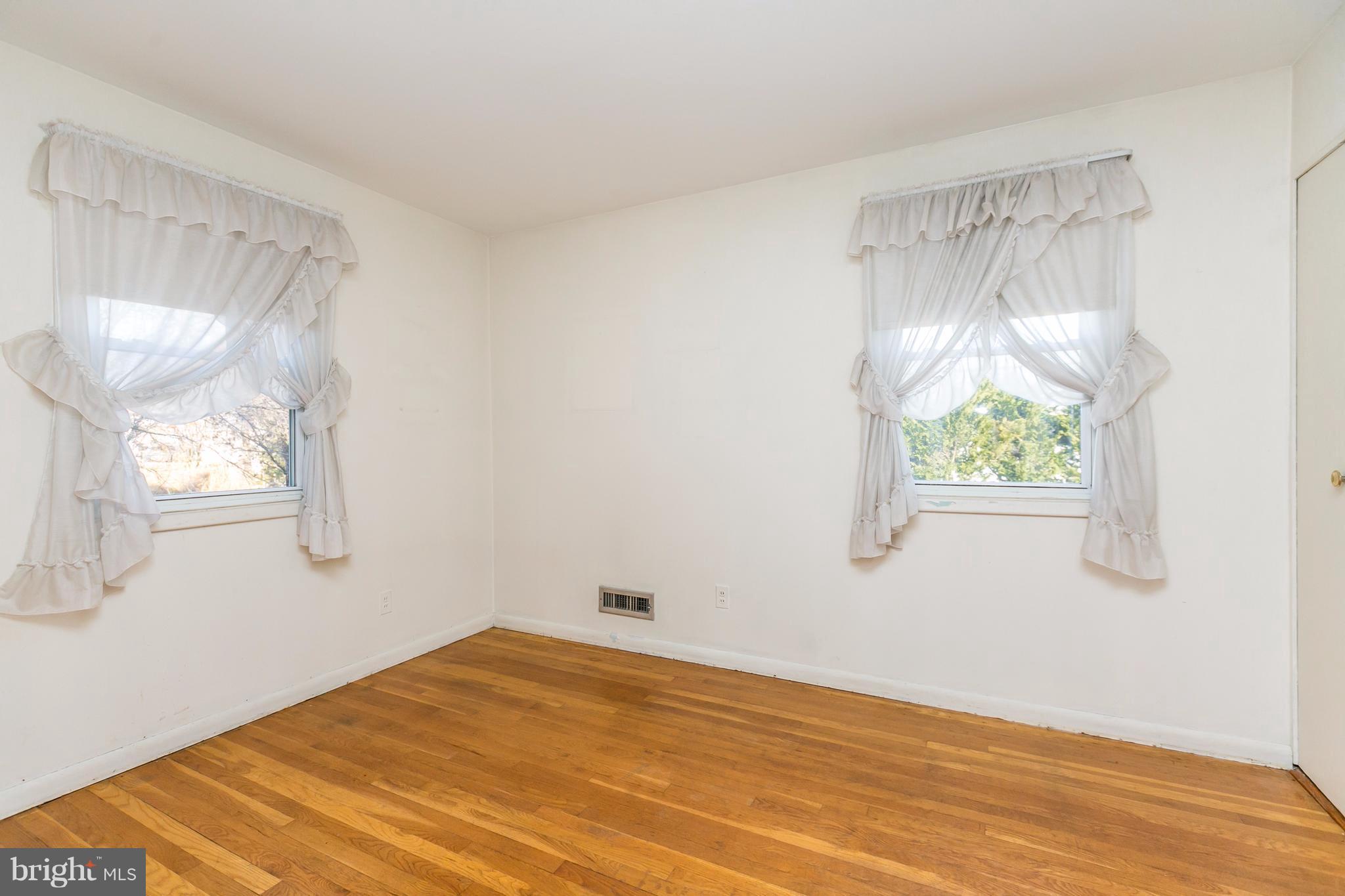 1607 Charmuth Road Lutherville-Timonium, MD 21093 - Photo 20 of 30 Bedroom