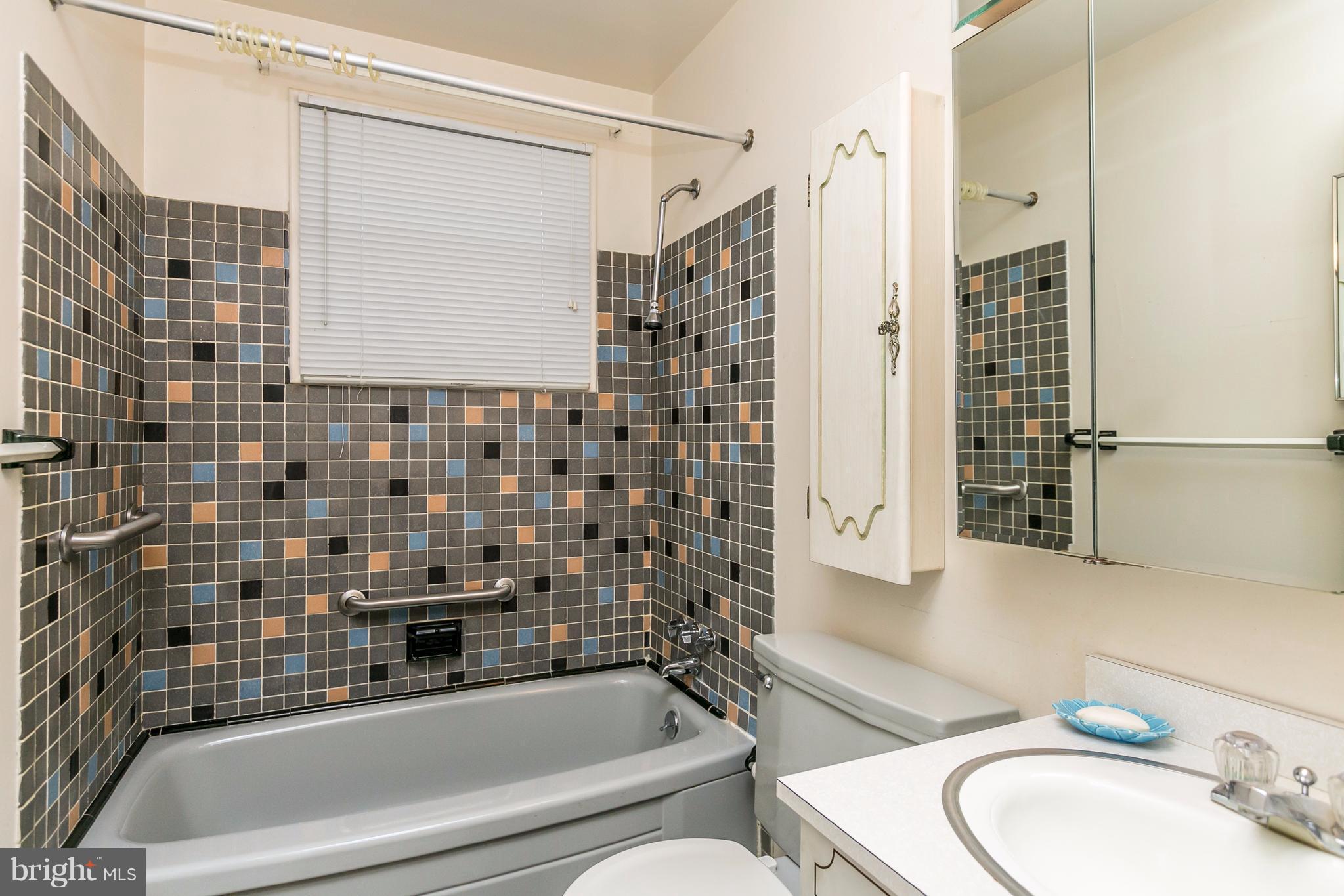 1607 Charmuth Road Lutherville-Timonium, MD 21093 - Photo 21 of 30 Bath