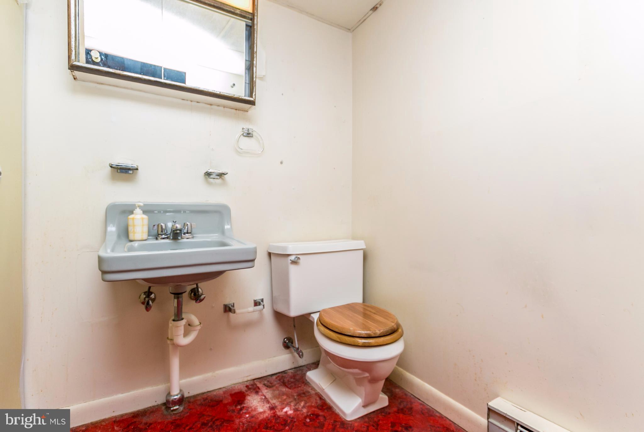 1607 Charmuth Road Lutherville-Timonium, MD 21093 - Photo 27 of 30 Bath