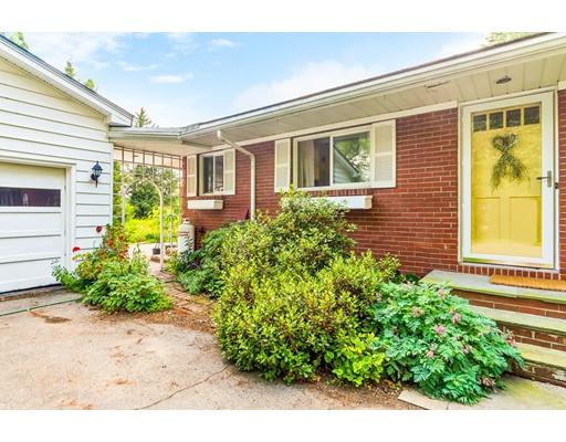 69 Green River Road Greenfield, MA 01301 - Photo 5 of 35 Gallery Image 5
