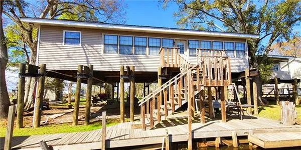 $180,000 | 19123 Owl Bayou Road, Ponchatoula, LA 70454