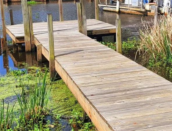 $180,000 | 19123 Owl Bayou Road, Ponchatoula, LA 70454