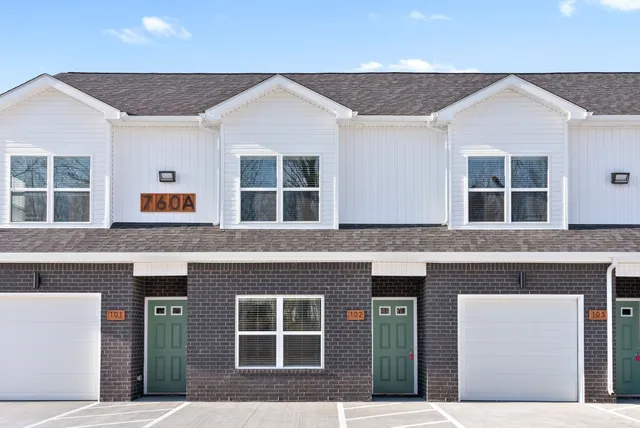 $1,595 | 760 Tracy Lane, Unit D102, Clarksville, TN 37040