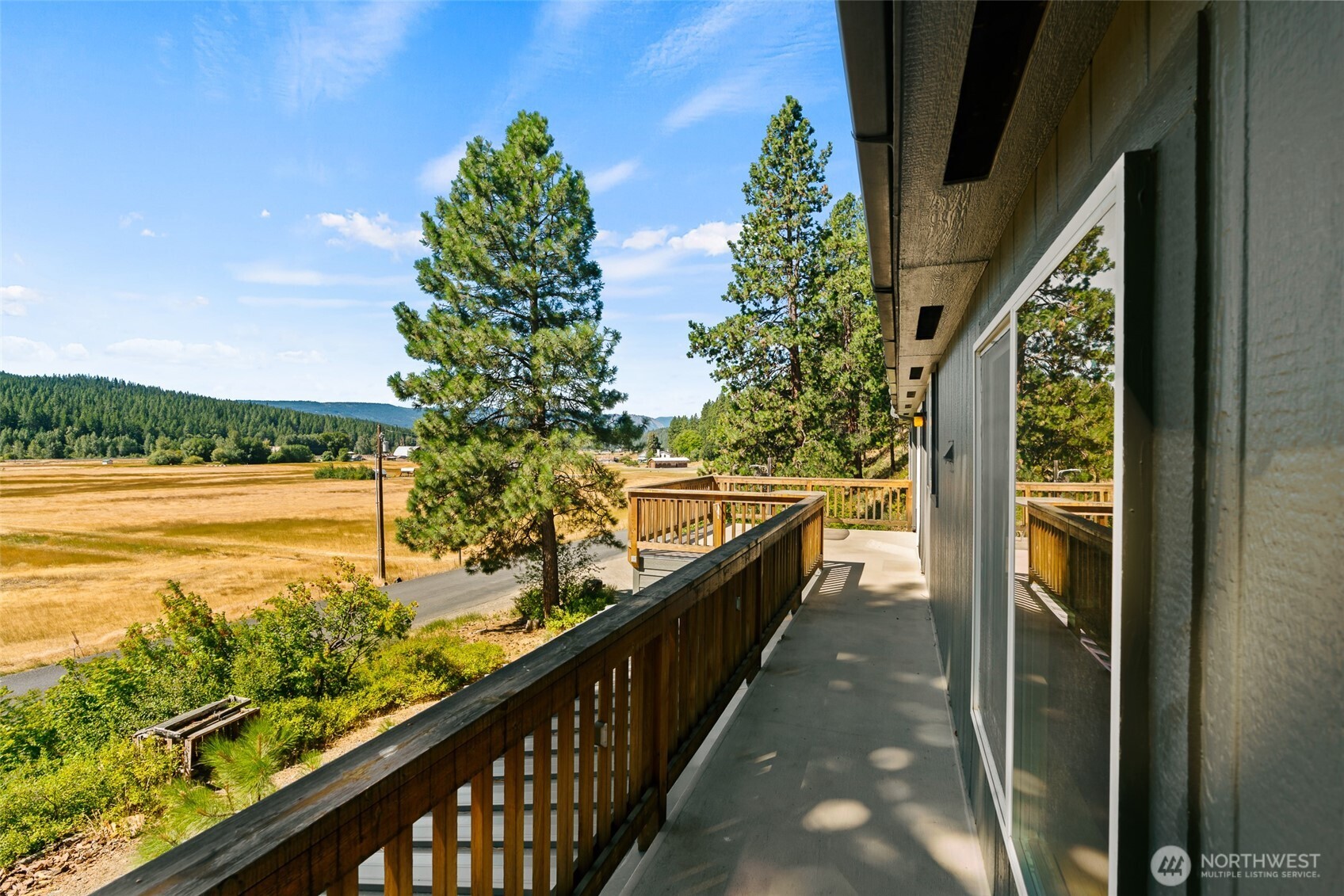 5501 Red Bridge Road Cle Elum, WA 98922 - Photo 5 of 31 Gallery Image 5