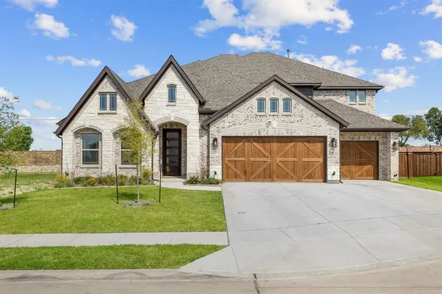 $3,750 | 2219 Desmond Drive, Forney, TX 75126