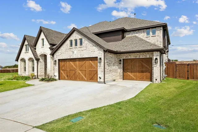 $3,750 | 2219 Desmond Drive, Forney, TX 75126