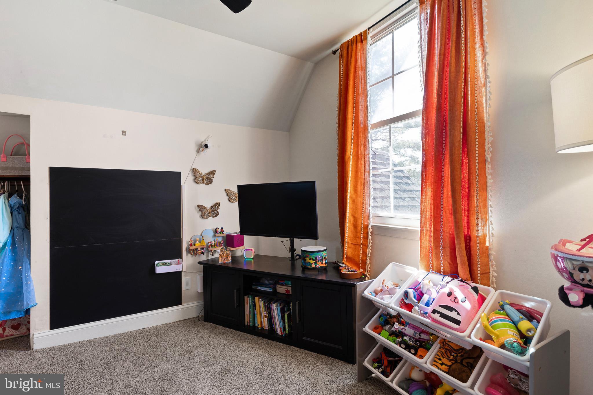316 Hunters Road Swedesboro, NJ 08085 - Photo 22 of 32 3rd Bedroom