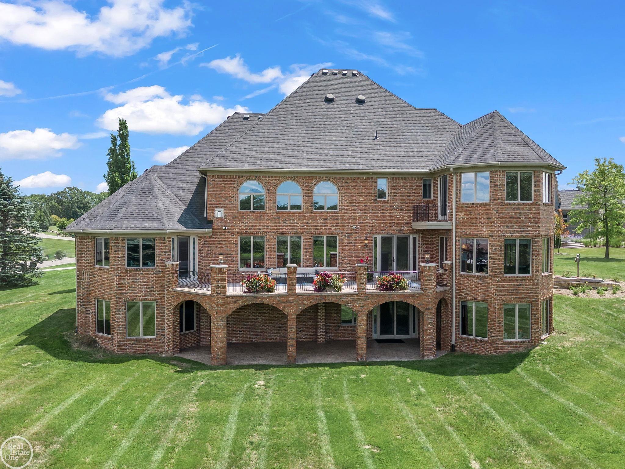69359 Lake Point Court, Unit #6 Romeo, MI 48065 - Photo 5 of 64