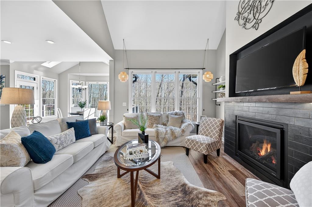 6675 Club Valley Court Suwanee, GA 30024 - Photo 7 of 34