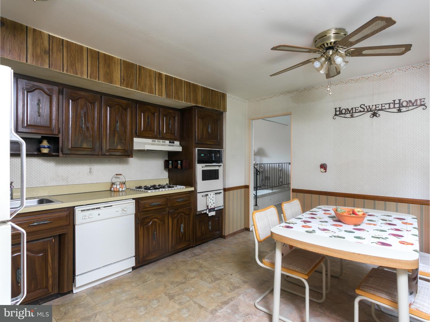 17 Wolfpack Road Hamilton, NJ 08619 - Photo 11 of 23