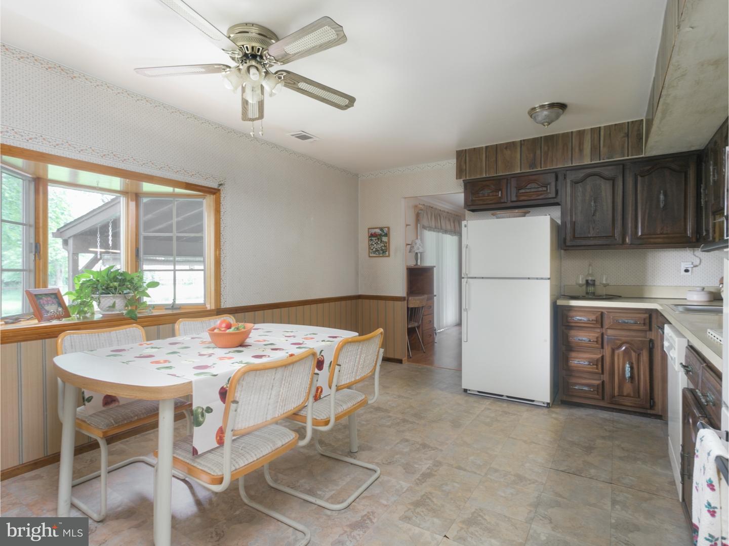17 Wolfpack Road Hamilton, NJ 08619 - Photo 10 of 23