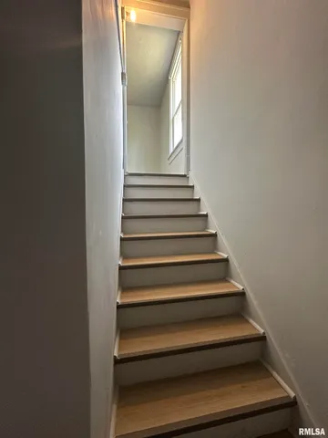 $85,000 | 823 West Nowland Avenue, Peoria, IL 61604