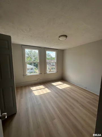 $85,000 | 823 West Nowland Avenue, Peoria, IL 61604