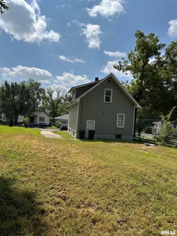 $85,000 | 823 West Nowland Avenue, Peoria, IL 61604