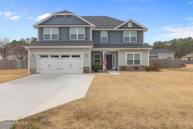 $422,550 | 105 Glasgow Lane, La Grange, NC 28551