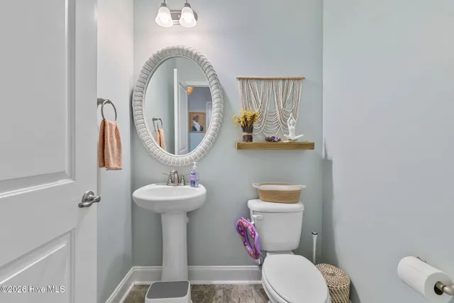 $422,550 | 105 Glasgow Lane, La Grange, NC 28551