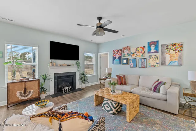 $422,550 | 105 Glasgow Lane, La Grange, NC 28551