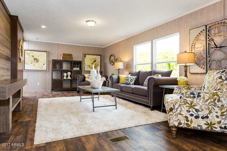 6922 Aces High Road Show Low, AZ 85901 - Photo 11 of 41 Great Room
