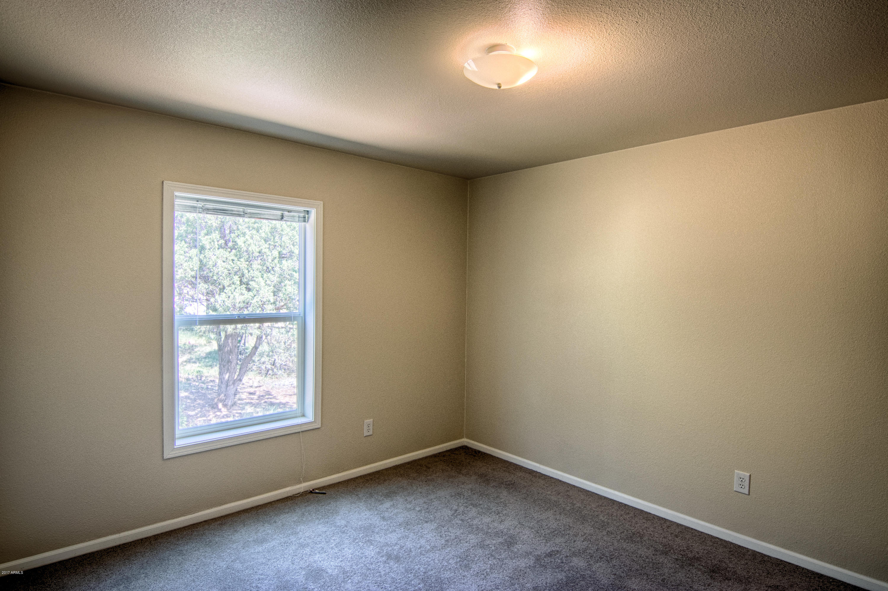 6922 Aces High Road Show Low, AZ 85901 - Photo 26 of 41 Bedroom 3