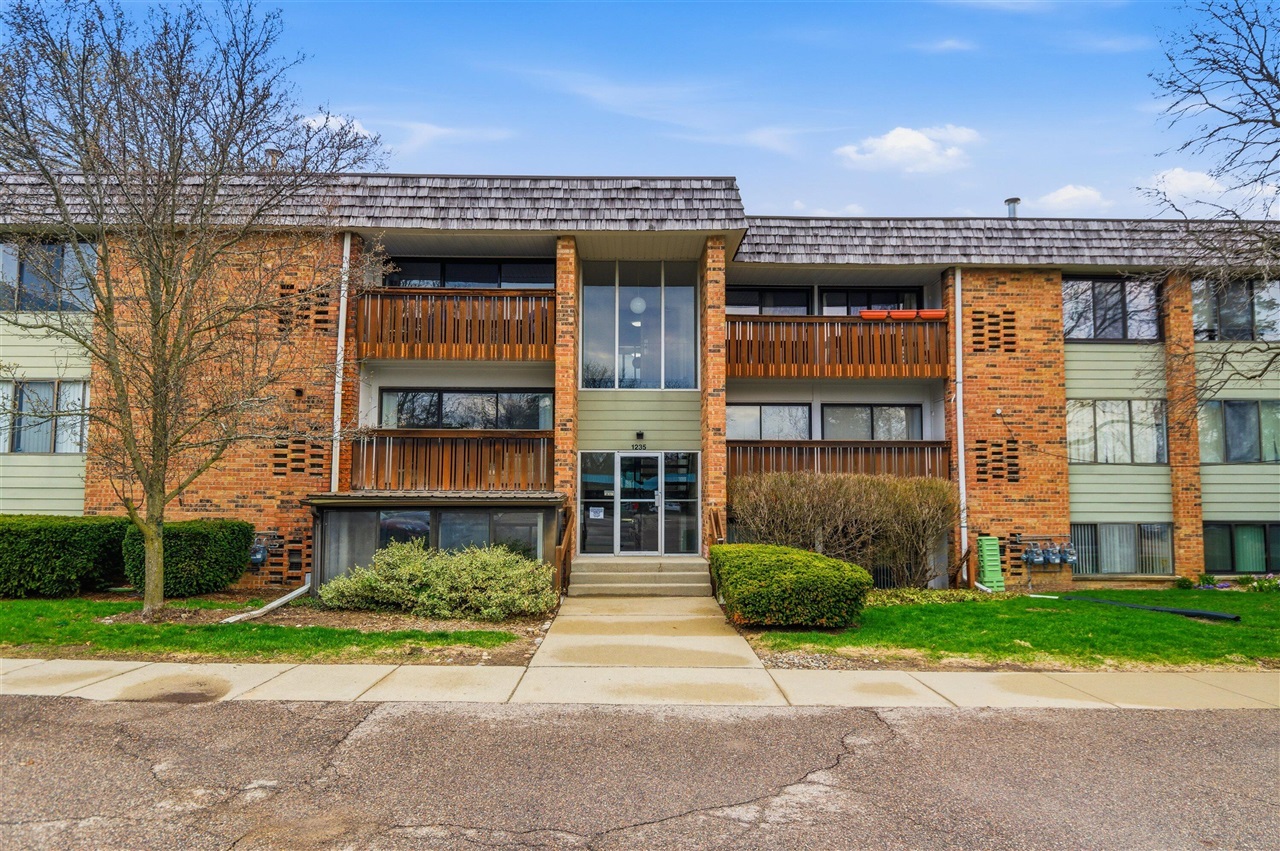 1235 South Maple Road, Unit : 201 Ann Arbor, MI 48103 - Photo 30 of 35