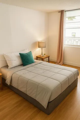 $2,050 | 1732 Meridian Avenue, Unit 502, Miami Beach, FL 33139